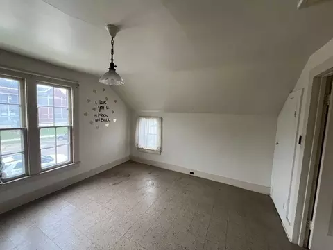Bedroom - 610 W Central Blvd, Kewanee, IL 61443 photo 2 of 3