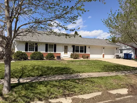 1134 E Main St, Granville, IL 61326