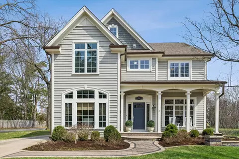 321 N Kenilworth Ave, Glen Ellyn, IL 60137