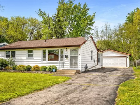 Exterior - 128 Wilson Ave, Machesney Park, IL 61115 photo 3 of 6