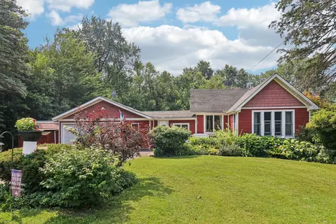 26225 W Merton Rd, Barrington, IL 60010