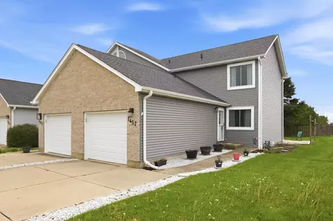 1457 Anthony Ln, Sandwich, IL 60548