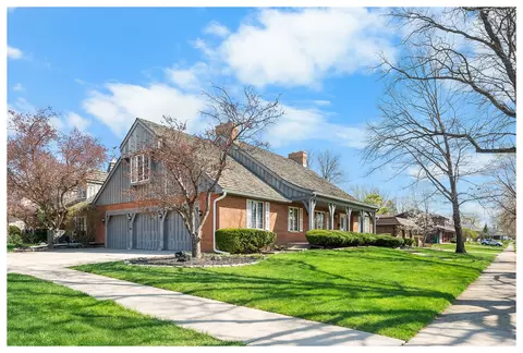 1002 Runyan Dr, Lockport, IL 60441