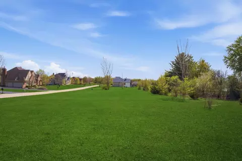 8875 Belfield Rd, Lakewood, IL 60014