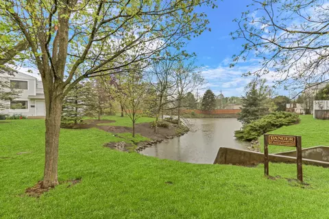 View/Area - 751 Dover Pl #4C, Wheeling, IL 60090 photo 2 of 2