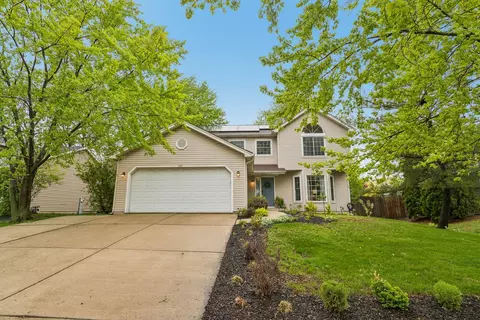 205 Green Mountain Dr, Bolingbrook, IL 60440