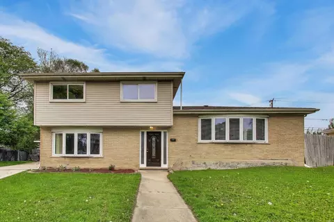 10128 Parke Ave, Oak Lawn, IL 60453