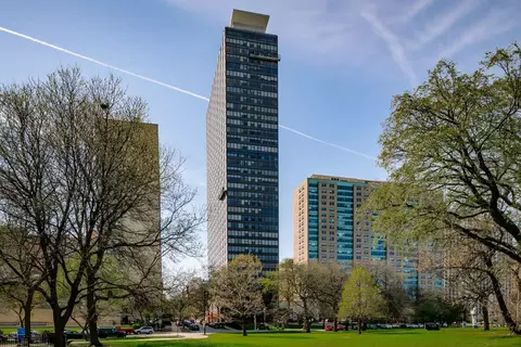 3150 N Lake Shore Dr #34A, Chicago, IL 60657