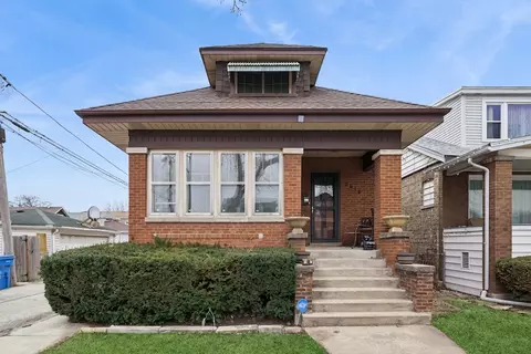 3614 N Lotus Ave, Chicago, IL 60641