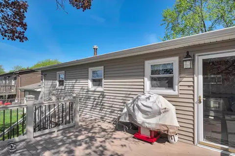 Exterior - 5641 Dover Rd, Oak Forest, IL 60452 photo 2 of 6