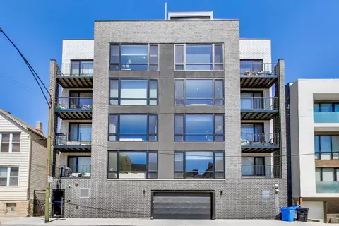 1350 W Erie St #4E, Chicago, IL 60642