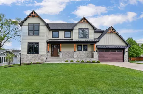 4600 Sterling Rd, Downers Grove, IL 60515