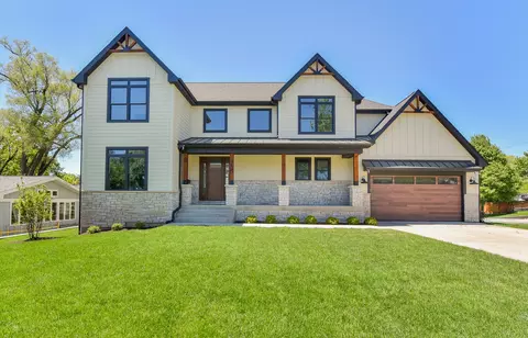 4600 Sterling Rd, Downers Grove, IL 60515