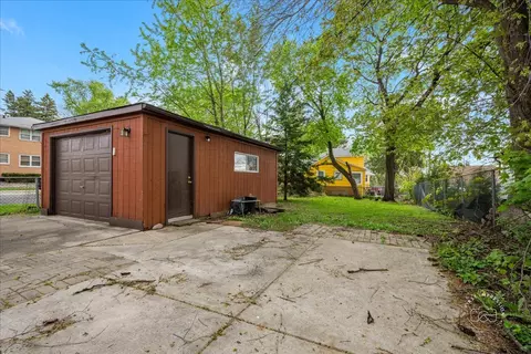 Exterior - 335 Silver St, Elgin, IL 60123 photo 1 of 2