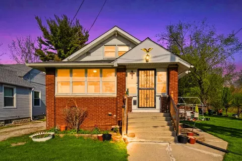 16729 Dixie Hwy, Hazel Crest, IL 60429