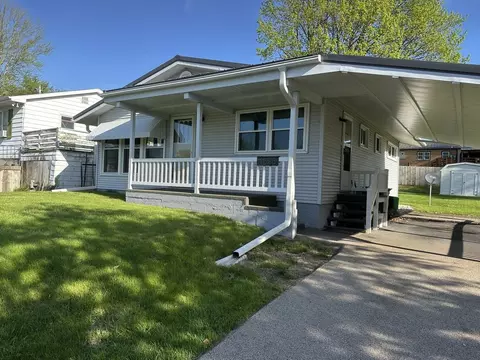 1626 Superior Ave, Savanna, IL 61074