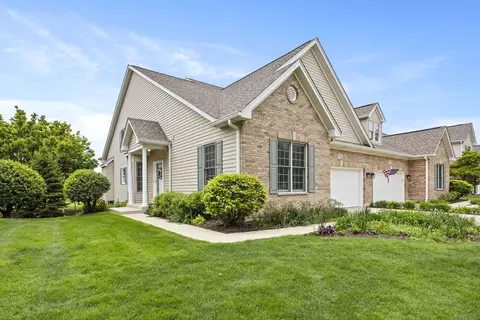 1 N165 Mission Ct, Winfield, IL 60190