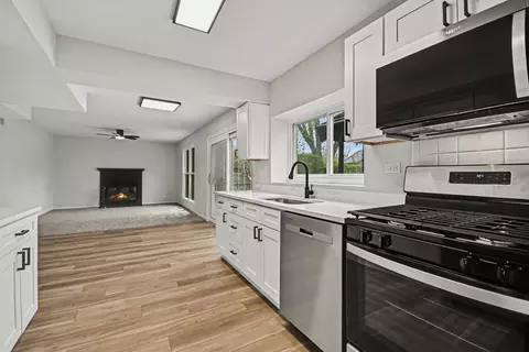 Kitchen - 3252 Gresham Ln, Aurora, IL 60504 photo 1 of 2