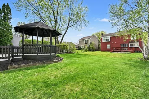 Exterior - 3252 Gresham Ln, Aurora, IL 60504 photo 4 of 7