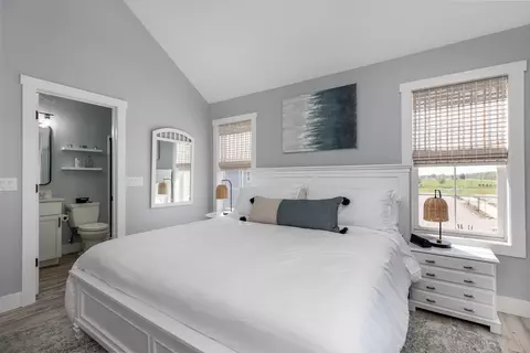 Bedroom - 100 Great Loop 58 Dr, Ottawa, IL 61350 photo 2 of 4