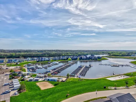 View/Area - 100 Great Loop 58 Dr, Ottawa, IL 61350 photo 4 of 6