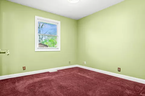 Bedroom - 501 E Cherry St, Le Roy, IL 61752 photo 3 of 7