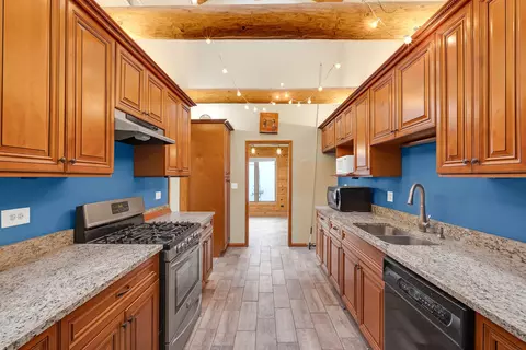 Kitchen - 535 Kingston Blvd, Mchenry, IL 60050 photo 1 of 2