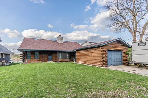 535 Kingston Blvd, Mchenry, IL 60050