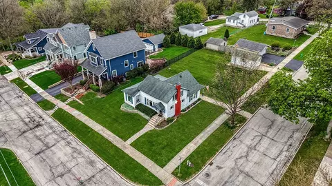 View/Area - 302 E Division St, Lemont, IL 60439 photo 1 of 6
