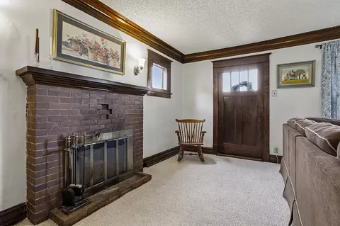 Entry Way - 302 E Division St, Lemont, IL 60439 photo 1 of 1