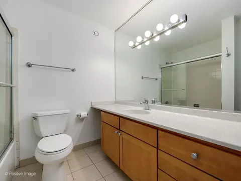 Bath - 30 E Huron St #3506, Chicago, IL 60611 photo 1 of 1