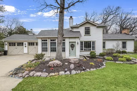 10 Deerpath Ln, Palos Park, IL 60464
