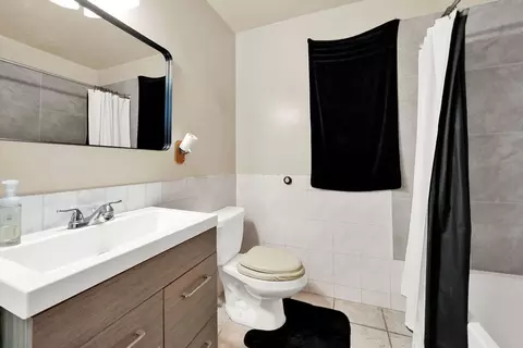 3841 S Lowe Ave, Chicago, IL 60609 photo 6