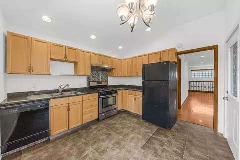 3841 S Lowe Ave, Chicago, IL 60609 photo 22