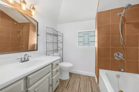 3841 S Lowe Ave, Chicago, IL 60609 photo 29