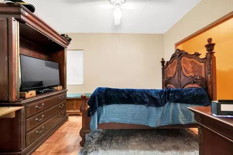 3841 S Lowe Ave, Chicago, IL 60609 photo 8