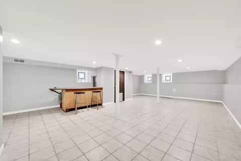 3841 S Lowe Ave, Chicago, IL 60609 photo 12