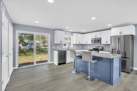 Kitchen - 503 Allison St, Catlin, IL 61817 photo 1 of 3