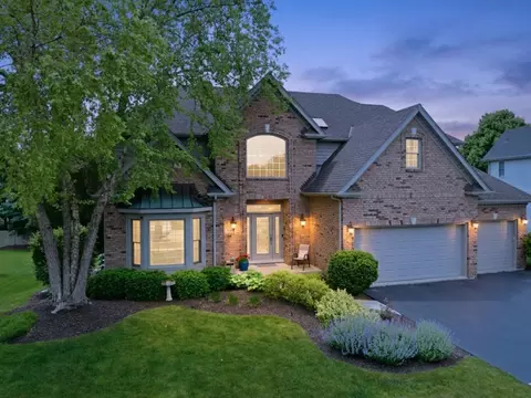 2632 Lupine Cir, Naperville, IL 60564