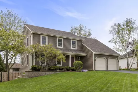 4505 Concorde Pl, Lisle, IL 60532