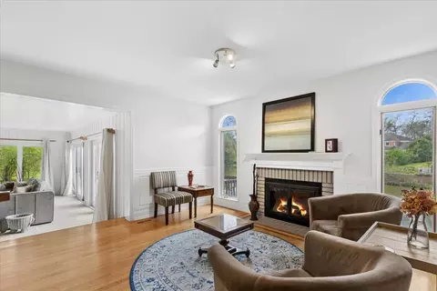 Living - 1419 E Main St, Barrington, IL 60010 photo 1 of 2