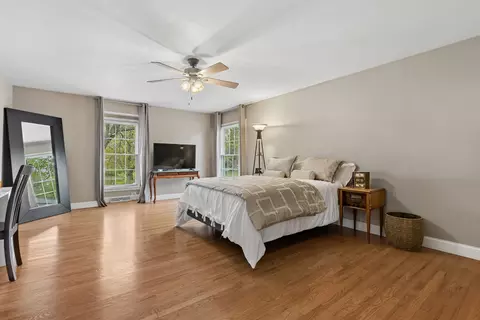 Bedroom - 1419 E Main St, Barrington, IL 60010 photo 1 of 4