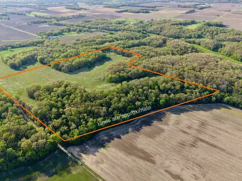 000 3175 East Ave, Cowden, IL 62422