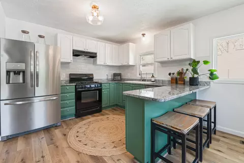 Kitchen - 405 S Grove St, Normal, IL 61761 photo 6 of 6