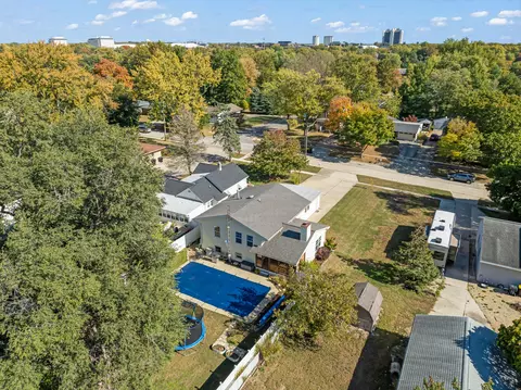 View/Area - 405 S Grove St, Normal, IL 61761 photo 2 of 2