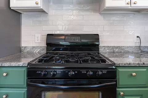 Kitchen - 405 S Grove St, Normal, IL 61761 photo 3 of 6