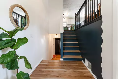 Entry Way - 405 S Grove St, Normal, IL 61761 photo 1 of 3