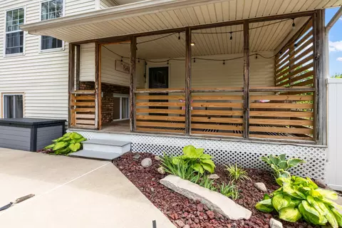 Exterior - 405 S Grove St, Normal, IL 61761 photo 7 of 8