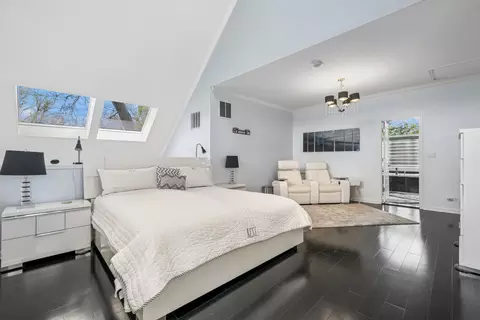 Bedroom - 6112 Pleasant Vw, Cary, IL 60013 photo 1 of 3