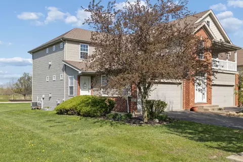 30098 Autumn Dr #1, Beecher, IL 60401